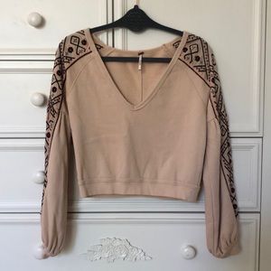 Free People cropped spring sweater (Size XS)